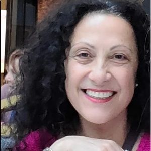 Meet your Posher, Yvette